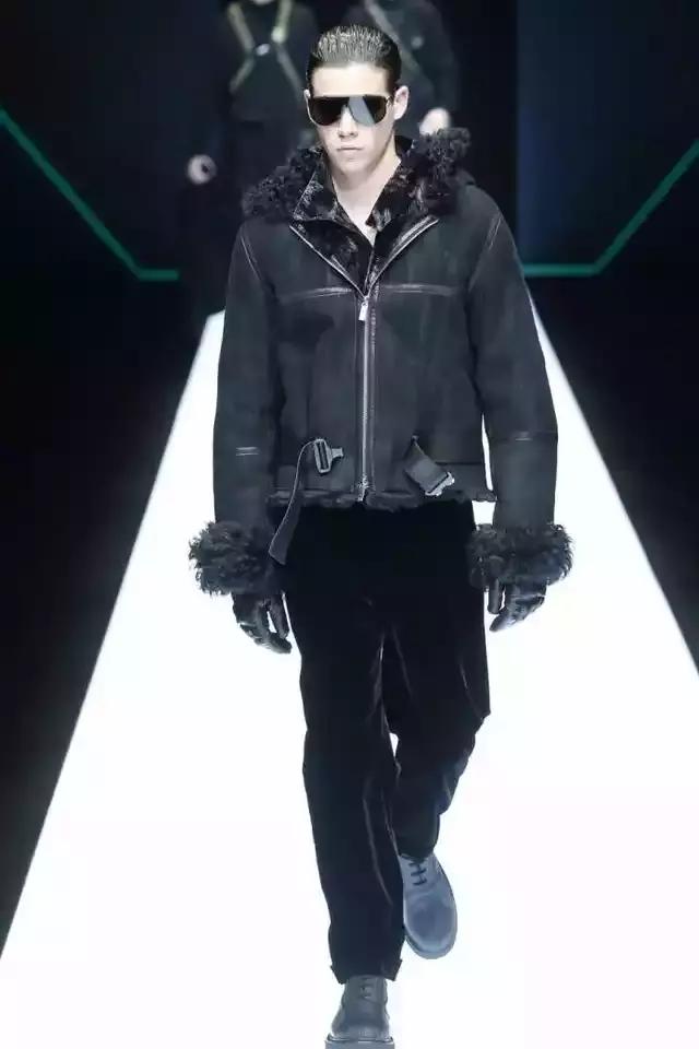 米兰时装周惊艳作品,米兰时装周高燃片段