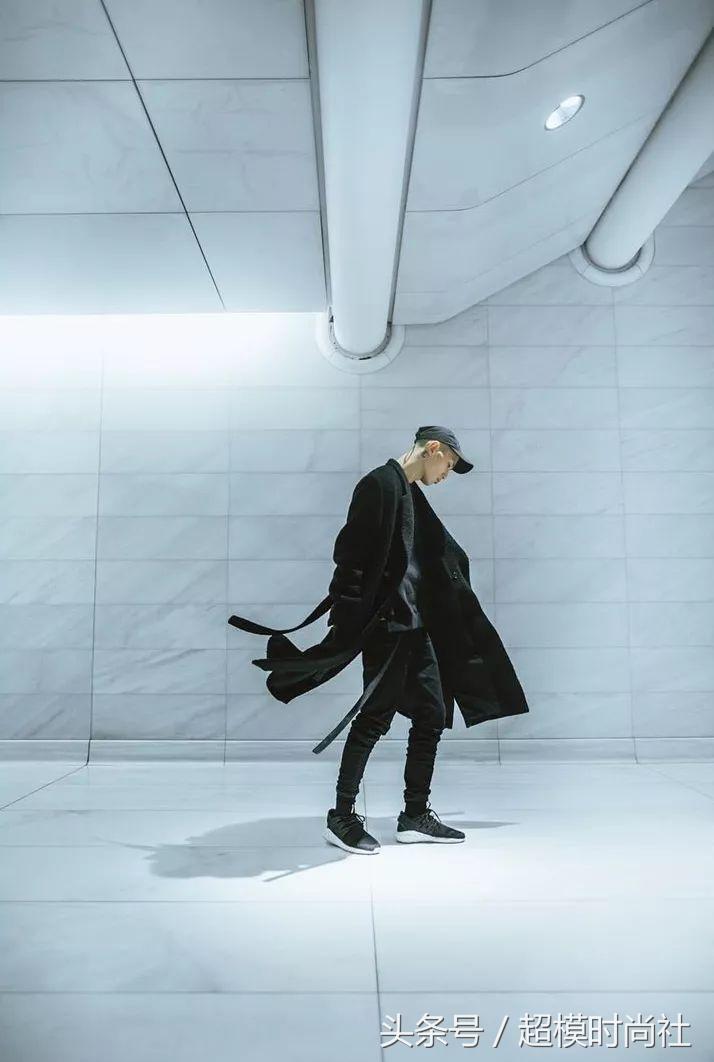 剃光头后变帅了,邋遢男剪掉头发之后变成帅哥