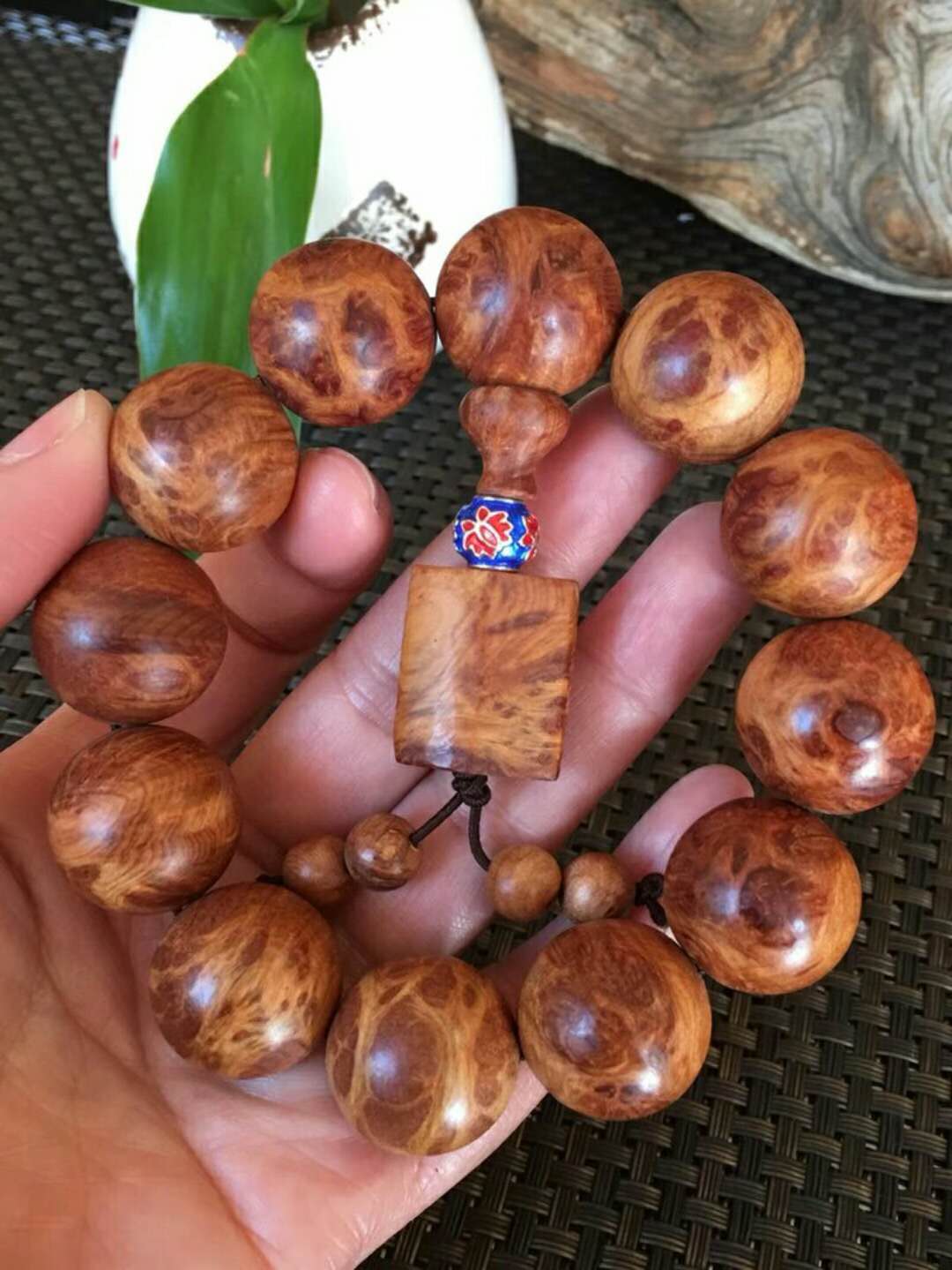 太行崖柏雷击木手串怎么盘玩,崖柏手串怎样快速盘出包浆