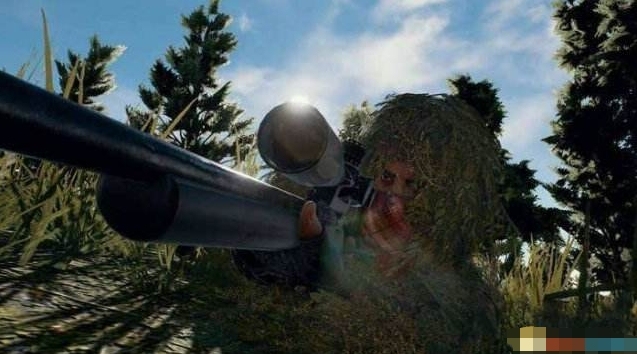 为什么ak红点全息都压不住,ak配红点还是全息好