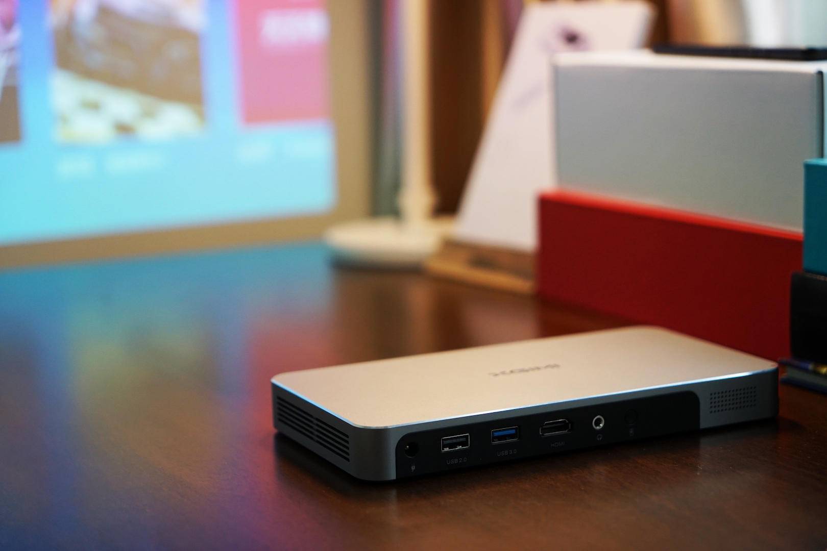 newz4air投影仪一键对焦,newz4air极米投影仪怎么用