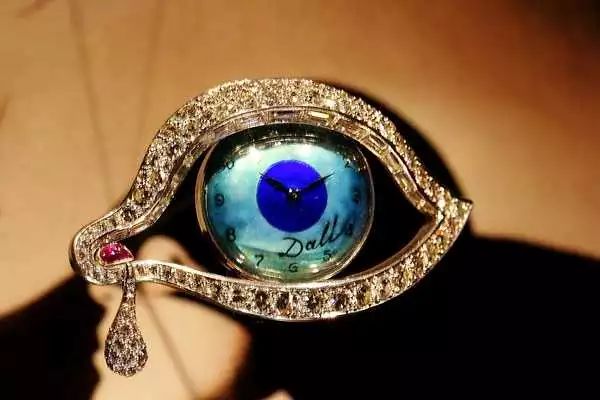 看完这5类珠宝设计,抛弃「猪精」,做维纳斯女孩吧