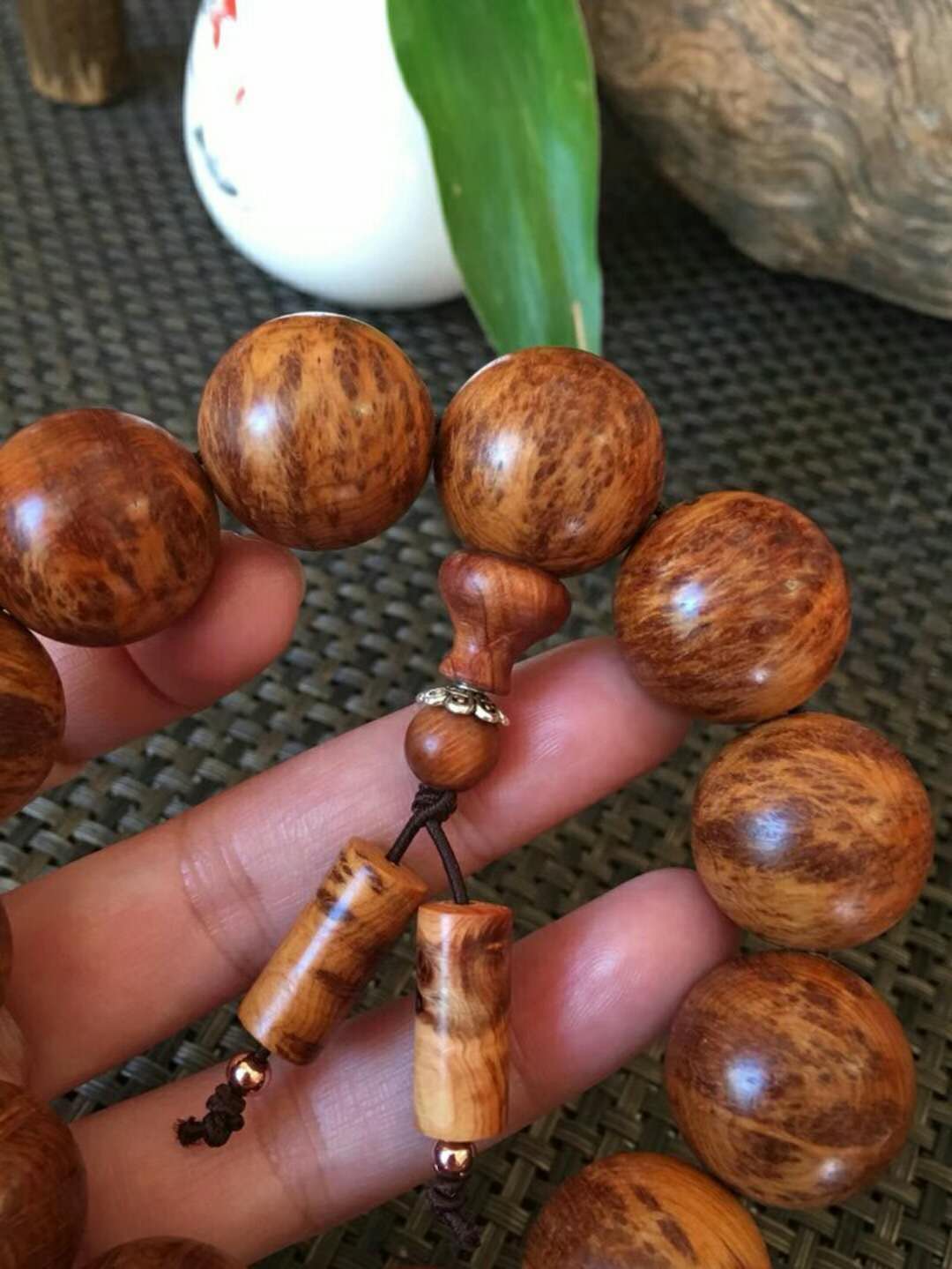 太行崖柏雷击木手串怎么盘玩,崖柏手串怎样快速盘出包浆