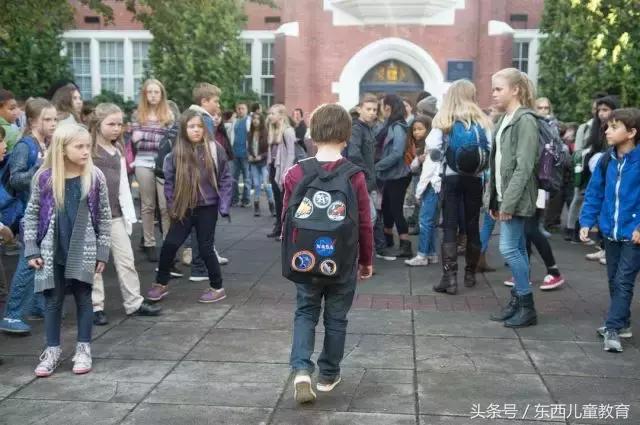 奇迹男孩经典书籍,奇迹男孩书籍适合几年级孩子看