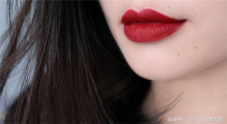 小糖包票，这几个口红色今年必将红遍大江南北哟