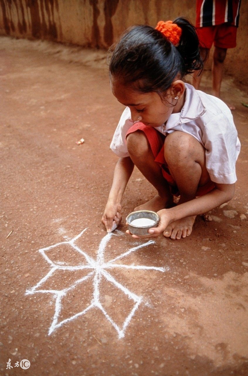 女儿有精神分裂症离家出走,14岁女孩突然离家出走