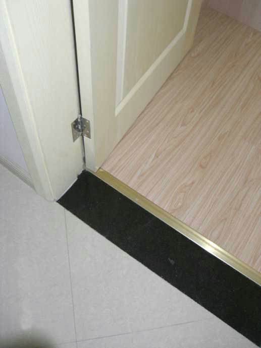 实木地板接缝处理工艺有哪些,木地板施工缝隙大怎么办