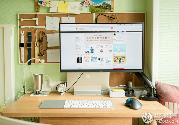 办公桌面舒适简约布局,好看的办公桌面布置