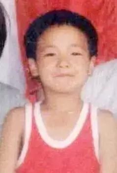 衡阳人小时候穿过的爆款，太时髦了！数数你穿过几件？