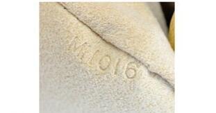 lv的包包怎么辨别真假,lv包包辨别左粗右细