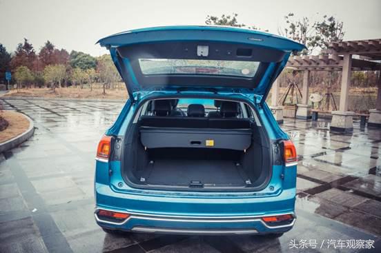 众泰大迈x72.0t至尊版8at的视频,17年的大迈x7值得入手么