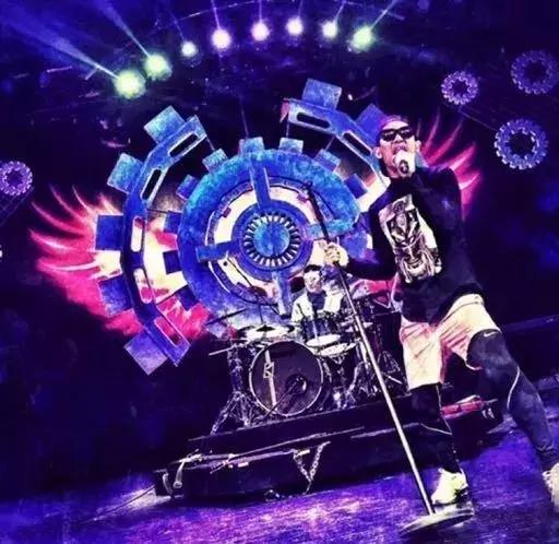 越狱主演颜值变化,越狱男主角帅照