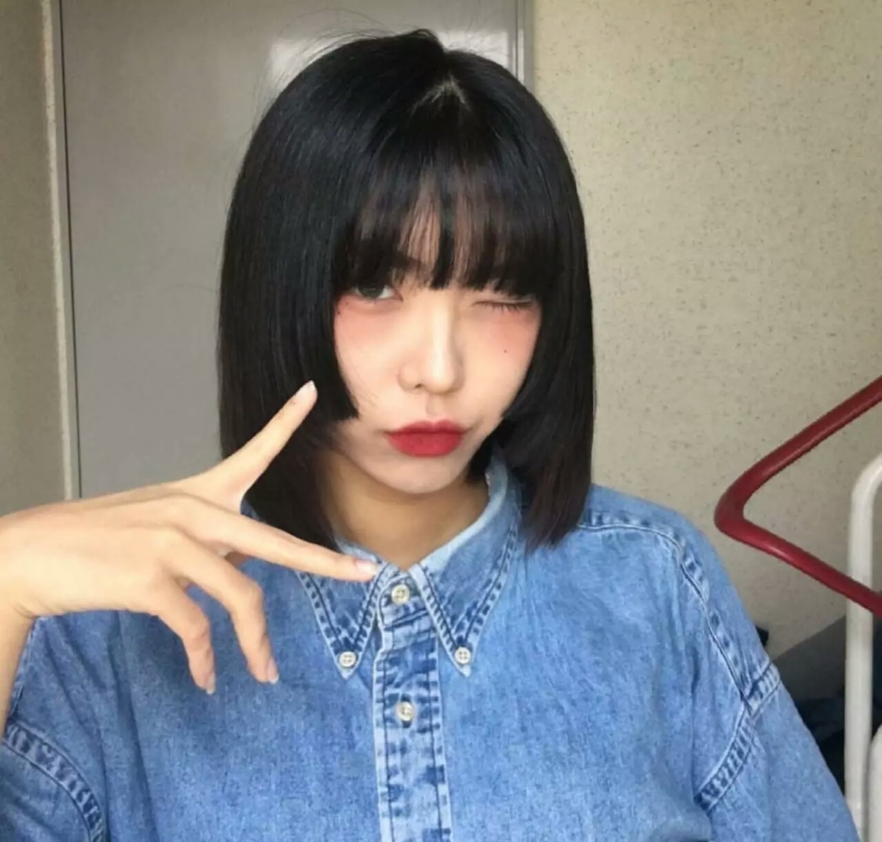 发型被剪毁了怎么补救,被发型师剪毁的发型