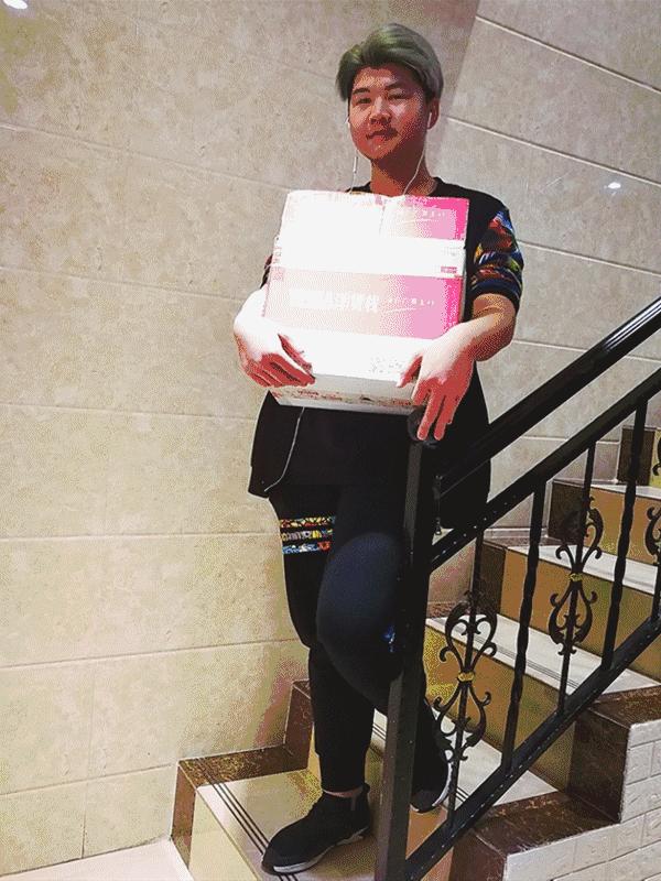 「代言人」据说这是你们将拿到最神秘的箱子