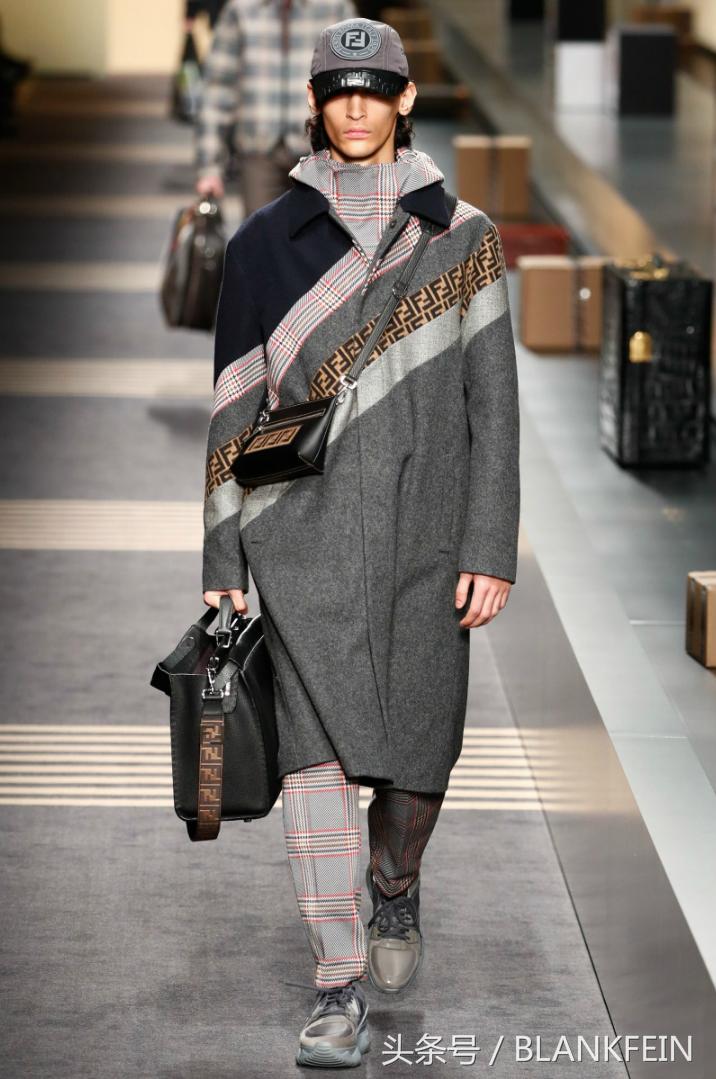 fendi芬迪2018春夏时装秀,芬迪fendi2016秋冬时装秀
