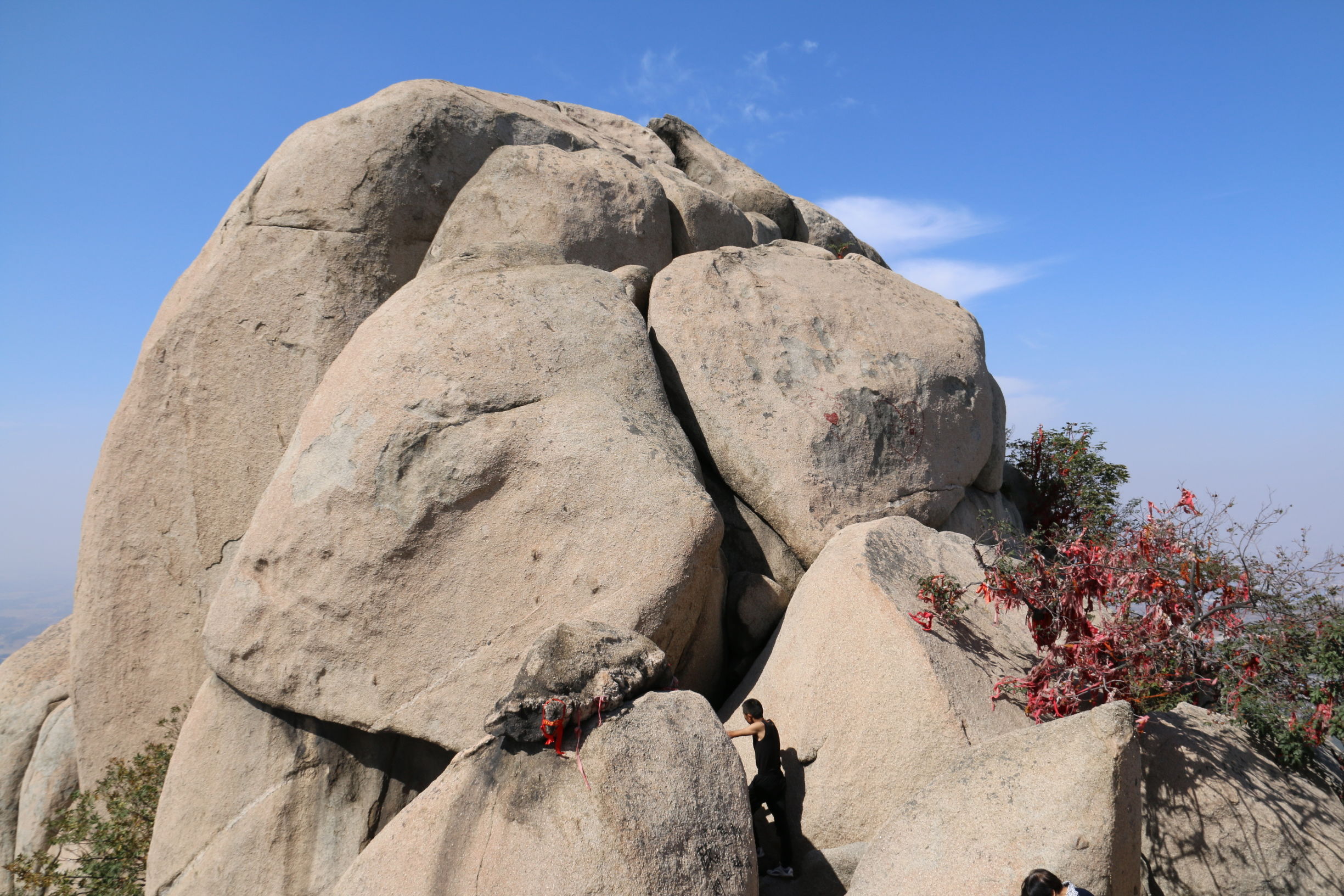 邹城峄山为什么是奇山,邹城石头山在什么地方