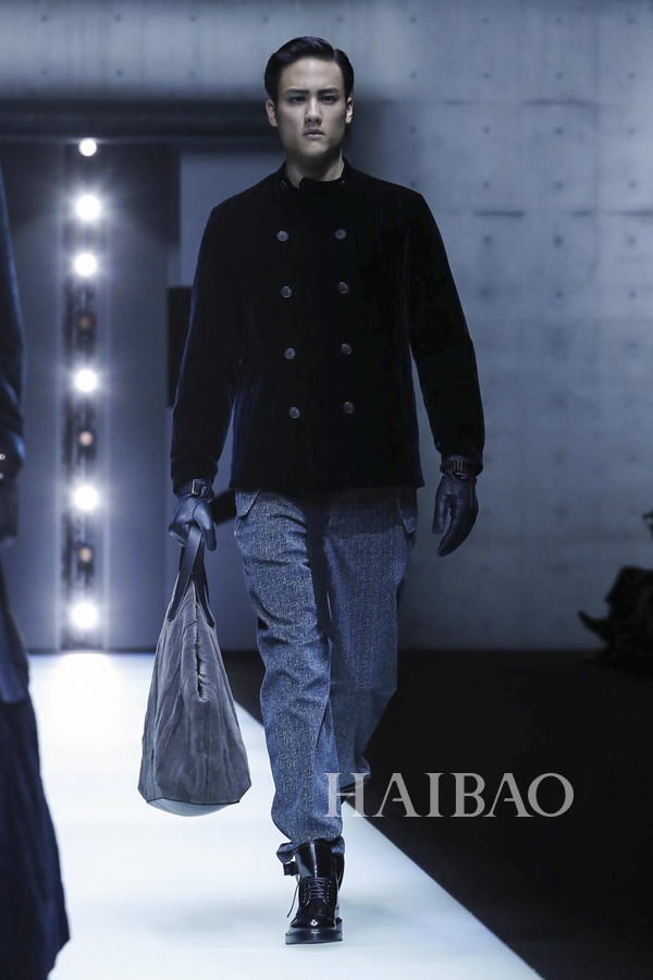 今年流行冬款阿玛尼男装,giorgioarmani乔治阿玛尼公告