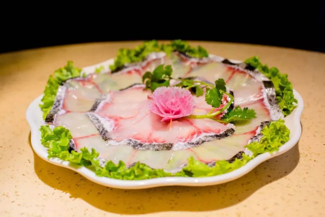 又一次轰动全城,丽江五折火锅节现场太火爆,昨天你去了吗?