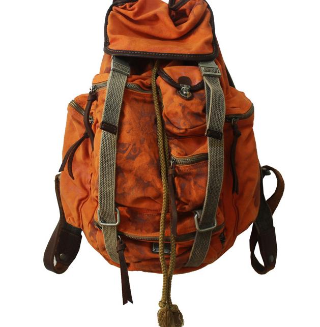 给大家推荐一款什么样的男士包,秋冬流行男士包