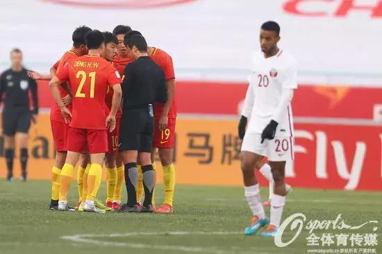 u23国足黑哨视频,u23国足黑哨事件