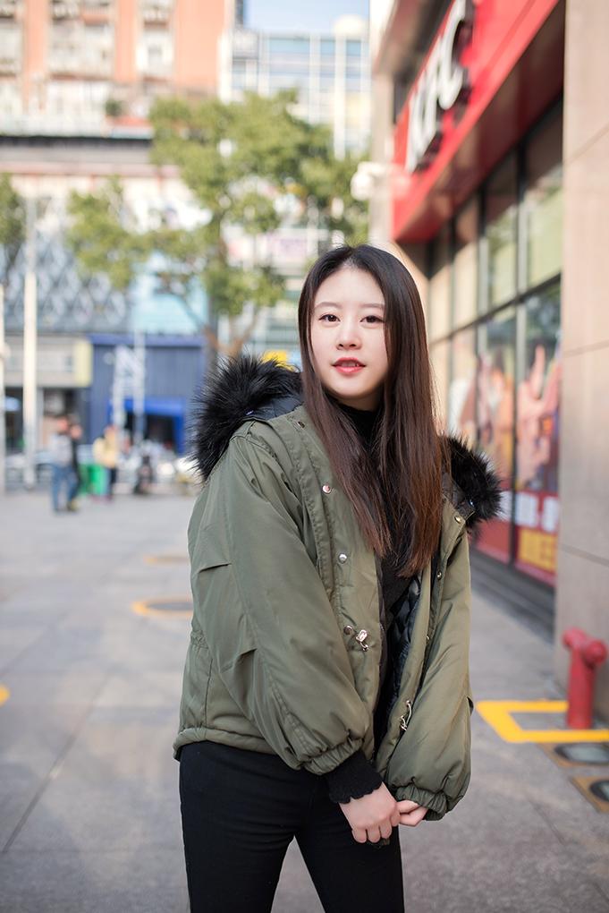 今年最流行的超薄棉衣新款,今年最火的棉袄毛领