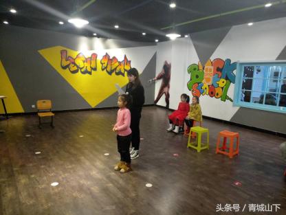 董浩叔叔来助阵,董浩叔叔去金龟子家做客