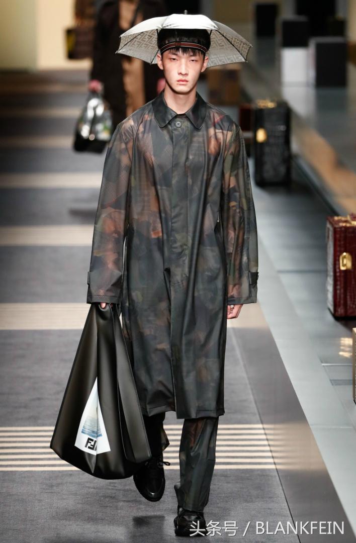 fendi芬迪2018春夏时装秀,芬迪fendi2016秋冬时装秀