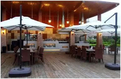 附近的旅游景点温泉自助餐一体,附近吃喝玩乐一体的温泉