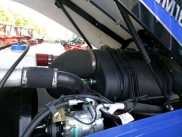 2018款雷沃欧豹1104拖拉机视频,欧豹雷沃1804拖拉机视频