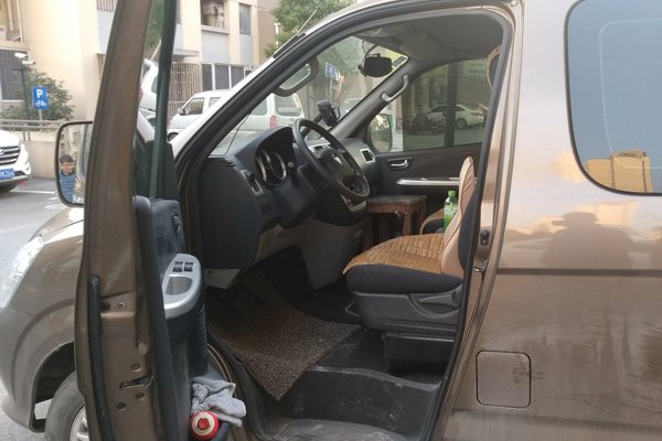 13年福田蒙派克e,6座福田蒙派克e价格及尺寸