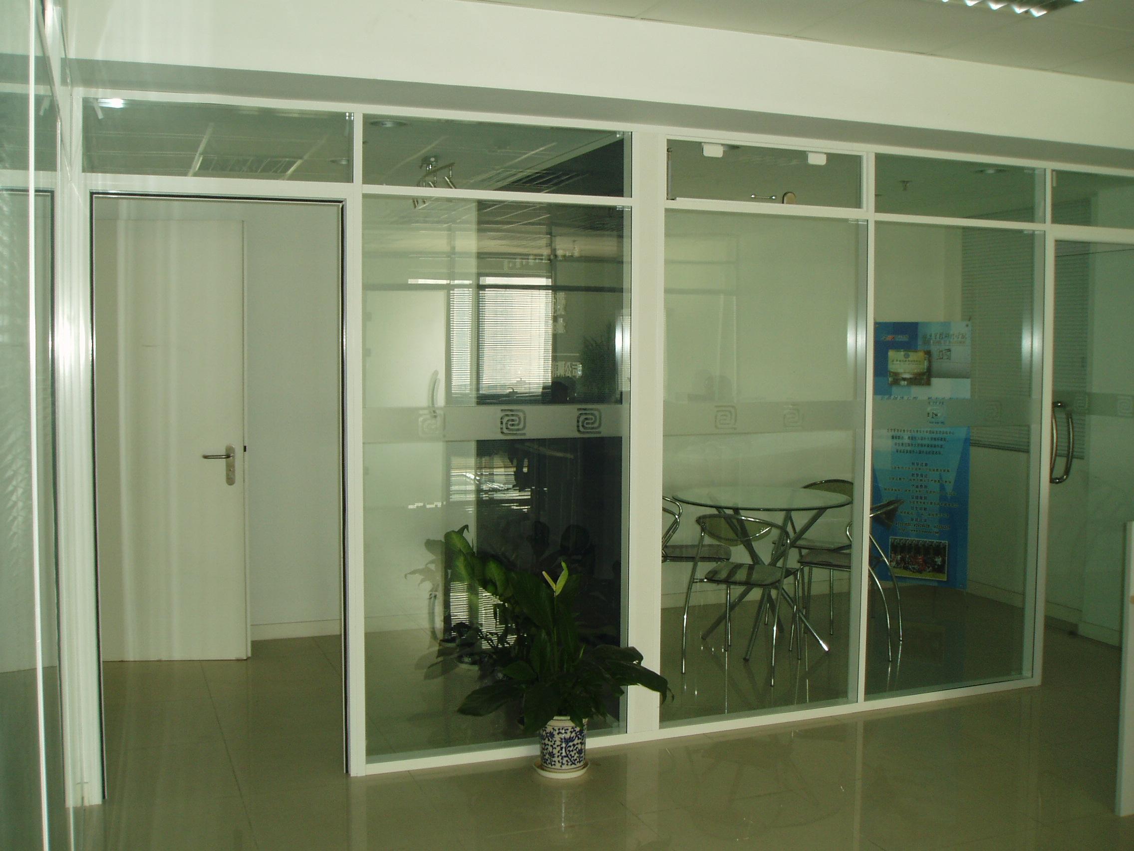 北京华达元门业有限公司-肯德基门-断桥铝门窗-铝木复合系列门窗