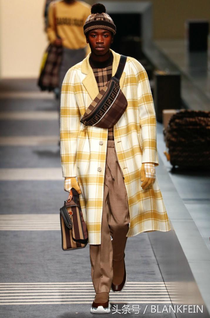 fendi芬迪2018春夏时装秀,芬迪fendi2016秋冬时装秀