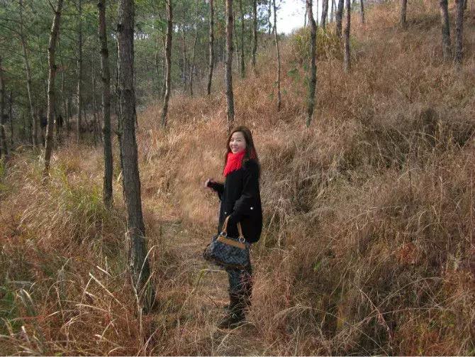 厉害了！这位漂亮妹子是怎么投资上瘾，悄悄挣钱的？