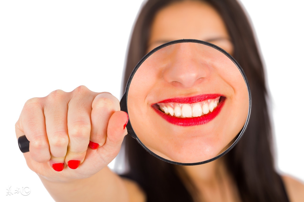 小气鬼的男人面相,小气鬼的面相图