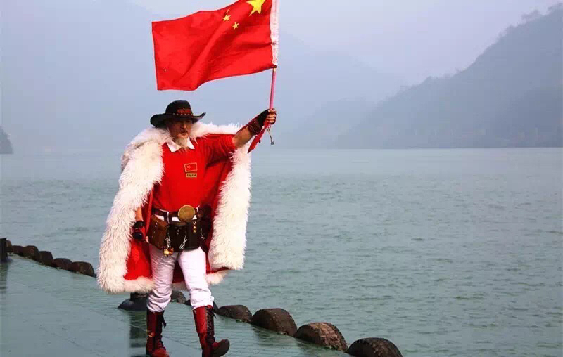 中国足球球迷大爷罗西,球迷皇帝罗西个人资料