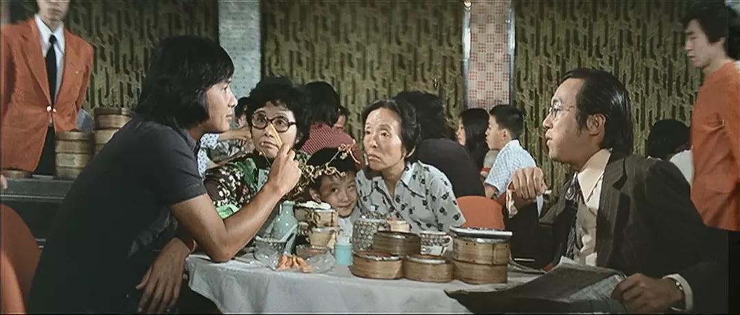 推荐一大波超恶搞爆笑的电影合集,一部让人捧腹大笑的恶搞电影