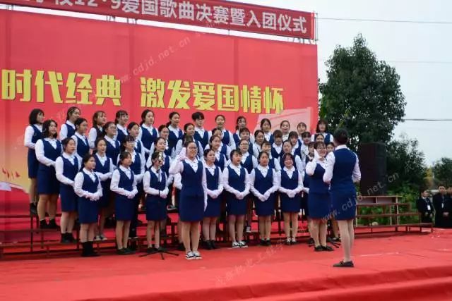 「成机校园文艺」“纪念一二·九宣扬爱国情”合唱比较成功举办
