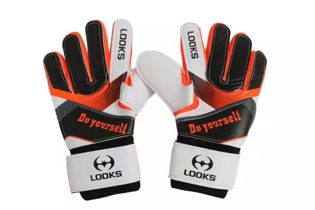 如何选足球服,足球全套装备选择技巧