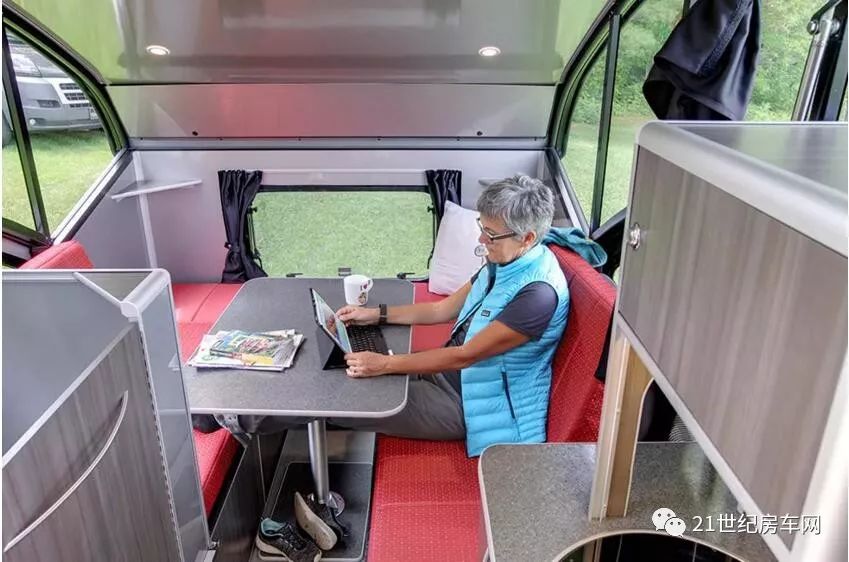 拖挂式房车推荐10万到20万之间 (国内能拖挂国外的房车)