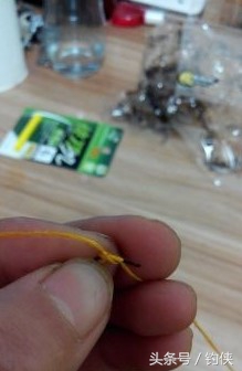 钓鱼专用钩怎么绑线,钓钩绑线最简单方法