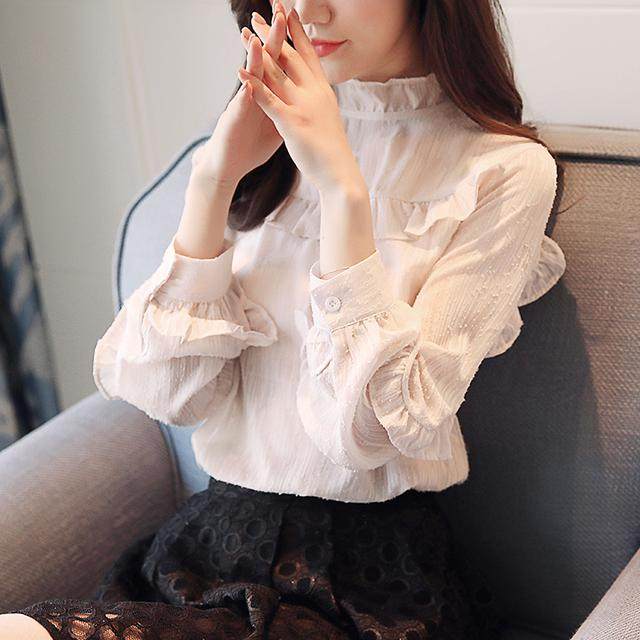 今年流行的蕾丝衫,2018蕾丝春装秀