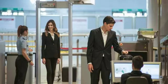 你认为国内机场如何提高机场收入,机场增加收入措施