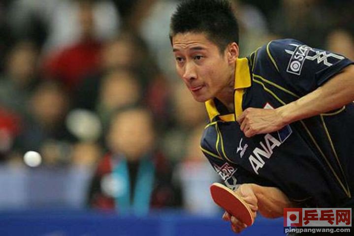 直板反手侧拉技术要领,直板正胶反手侧切下旋球