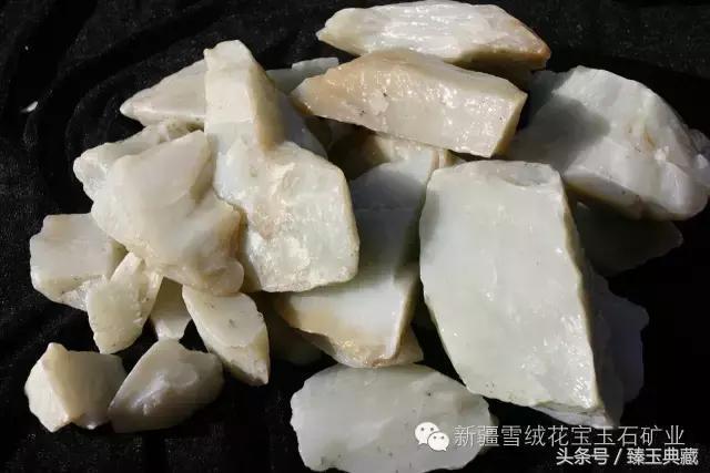 和田玉俄罗斯玉青海玉的区别,和田玉碧玉和俄罗斯碧玉对比图片