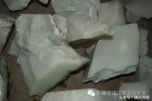 和田玉俄罗斯玉青海玉的区别,和田玉碧玉和俄罗斯碧玉对比图片