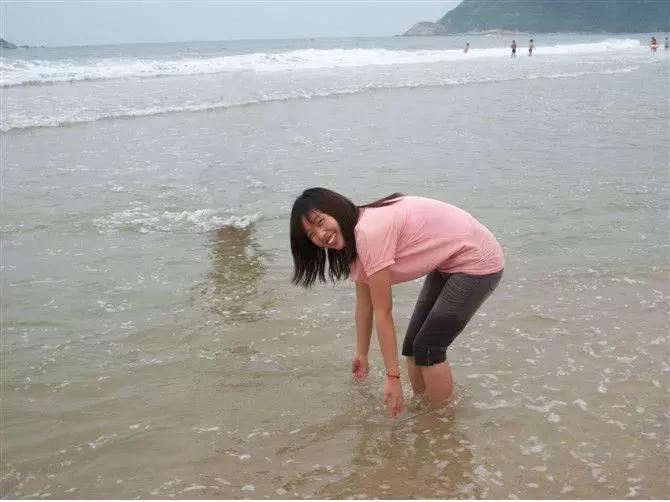 厉害了！这位漂亮妹子是怎么投资上瘾，悄悄挣钱的？