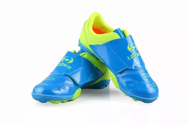 如何选足球服,足球全套装备选择技巧