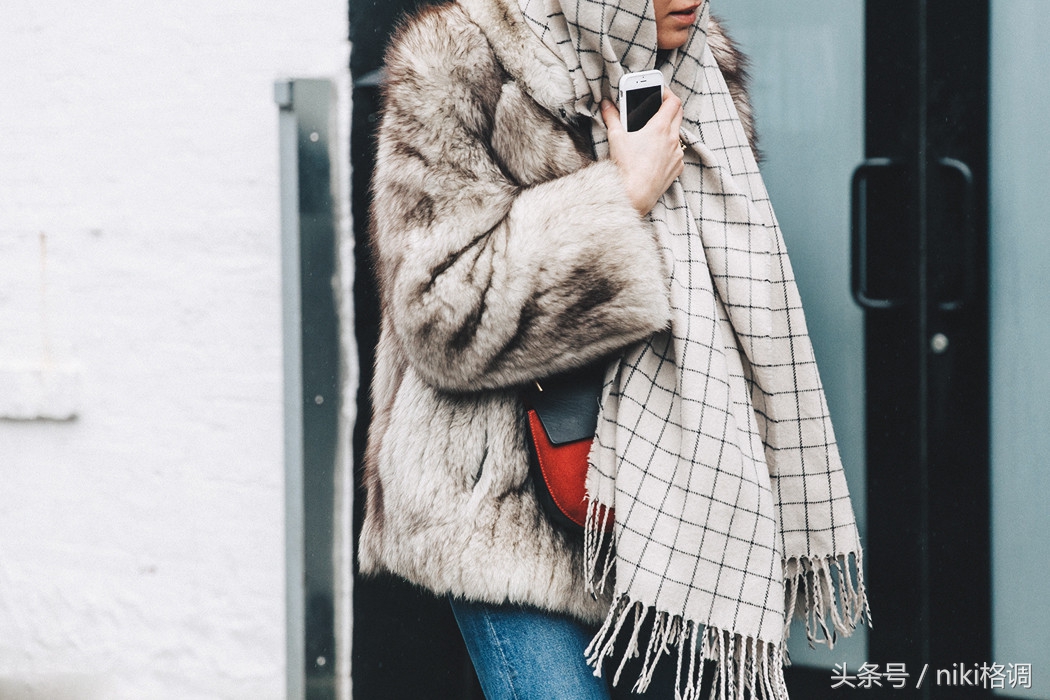 6种时尚围巾系法助你美美每一天,六款很实用的围巾系法