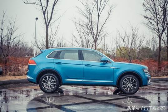 众泰大迈x72.0t至尊版8at的视频,17年的大迈x7值得入手么