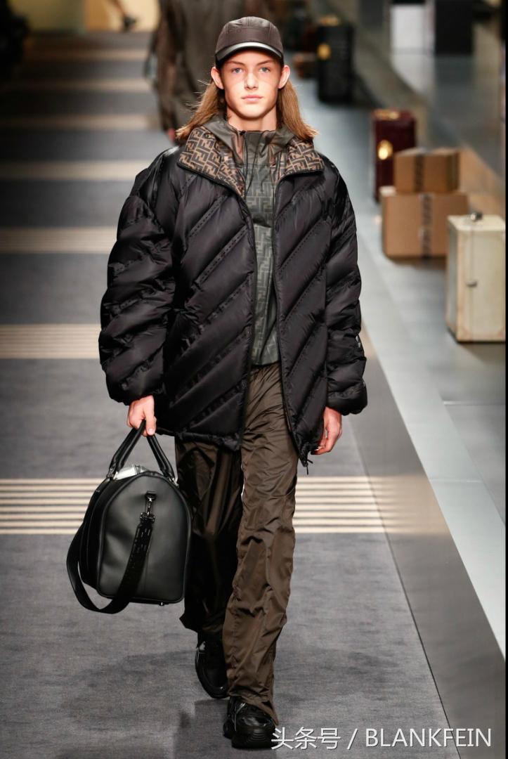 fendi芬迪2018春夏时装秀,芬迪fendi2016秋冬时装秀